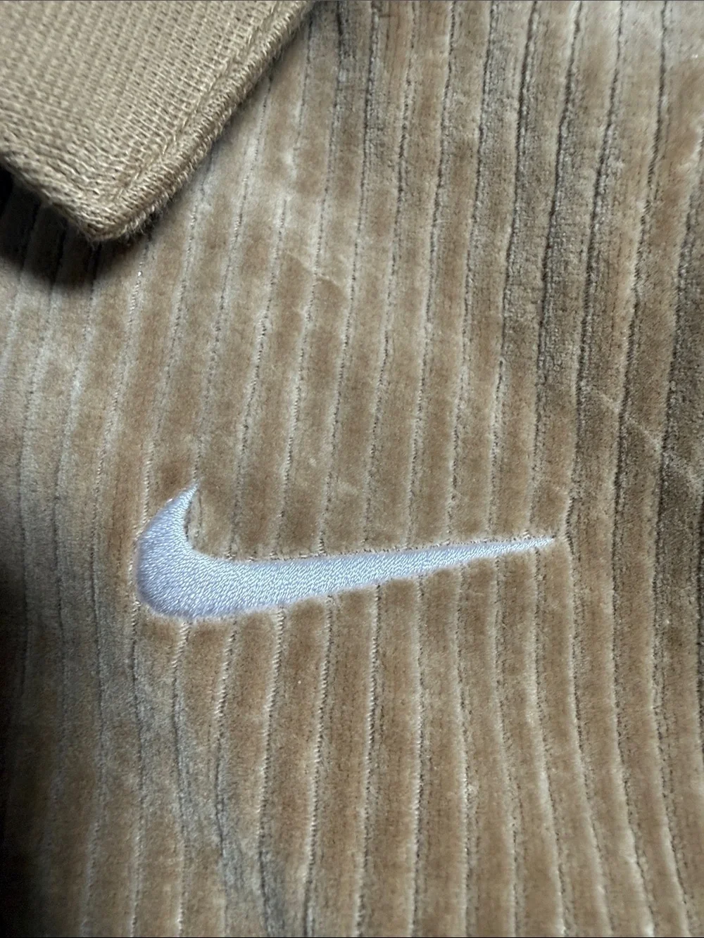 NEW! Nike Women’s Tan Velour 1/4 Zip Cropped Jacket XS Oversized Fit